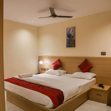 Lumis Studio Apartment Haidarábád Kültér fotó