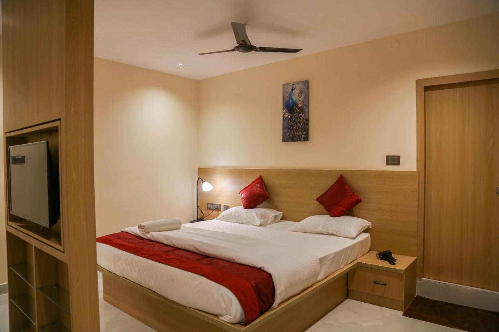 Lumis Studio Apartment Haidarábád Kültér fotó