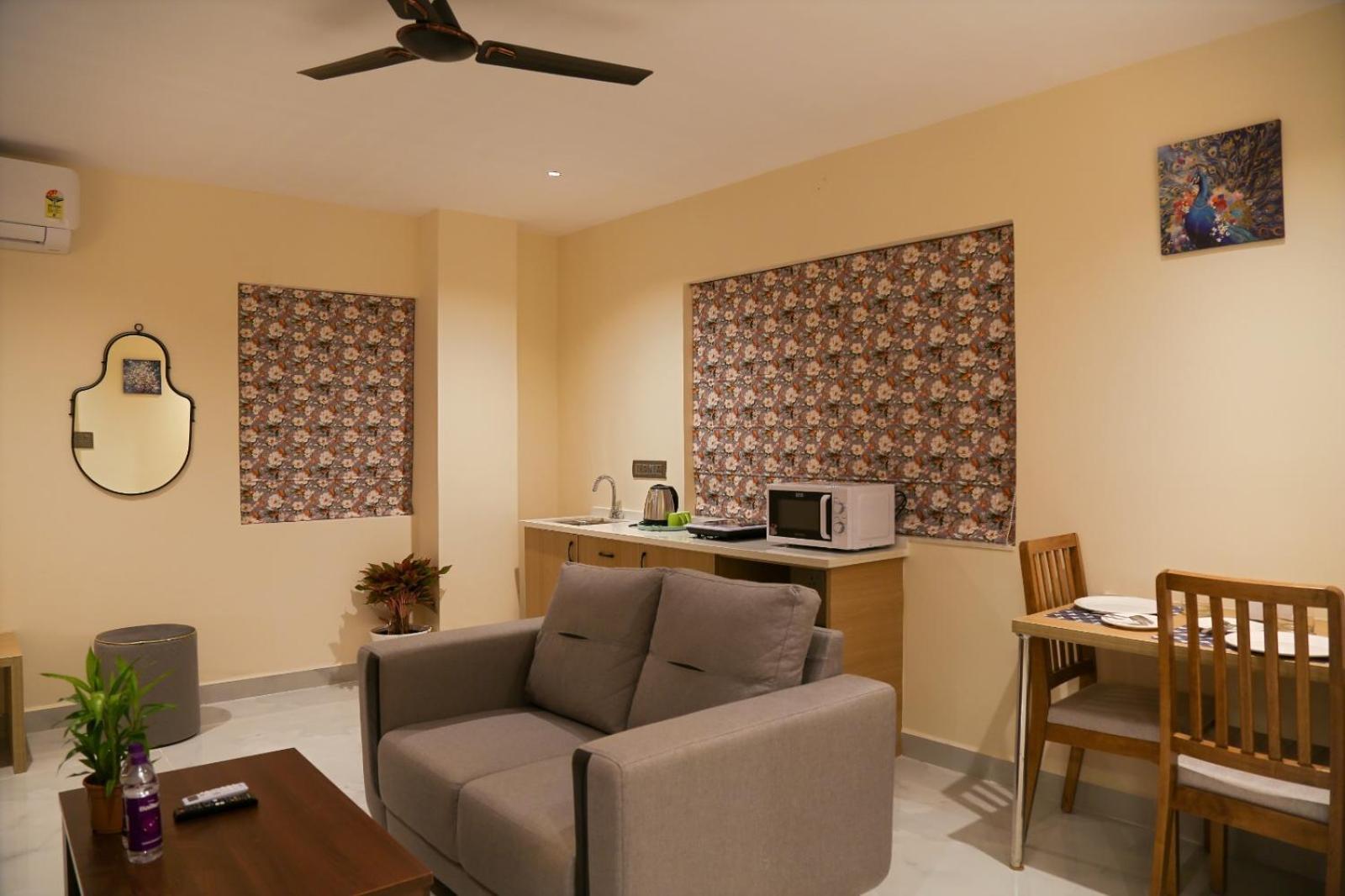 Lumis Studio Apartment Haidarábád Kültér fotó